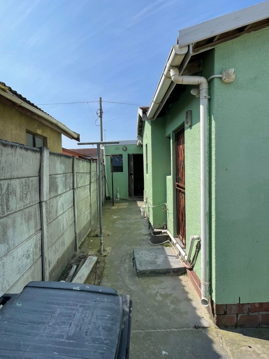 3 Bedroom Property for Sale in Llitha Park Western Cape